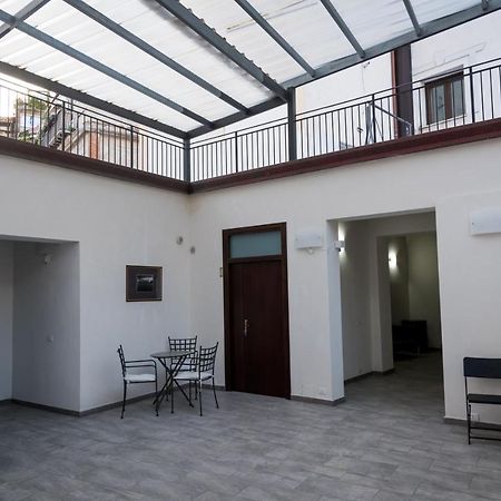 Alla Loggia Del Gattopardo Palermo Bagian luar foto