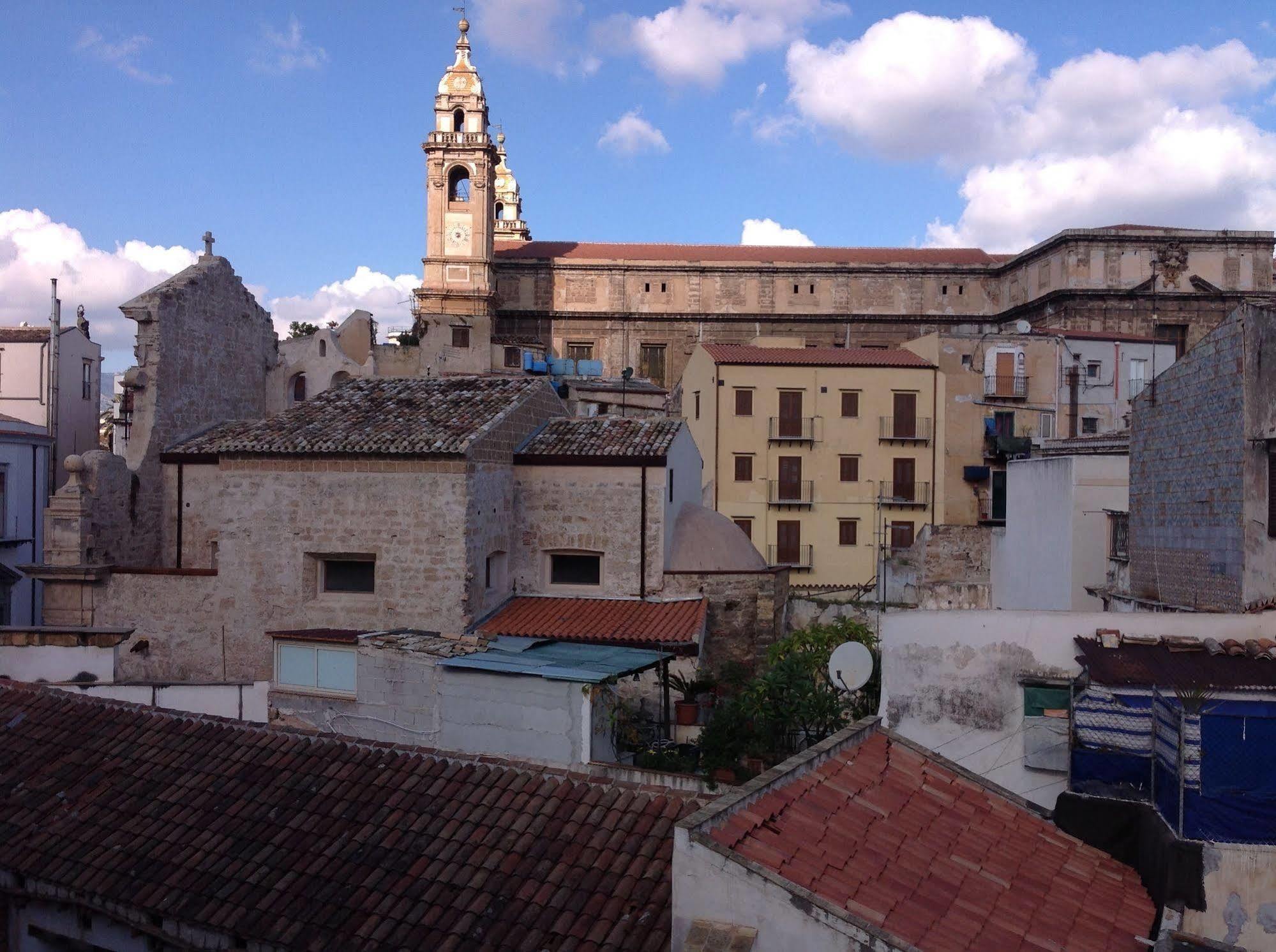 Alla Loggia Del Gattopardo Palermo Bagian luar foto